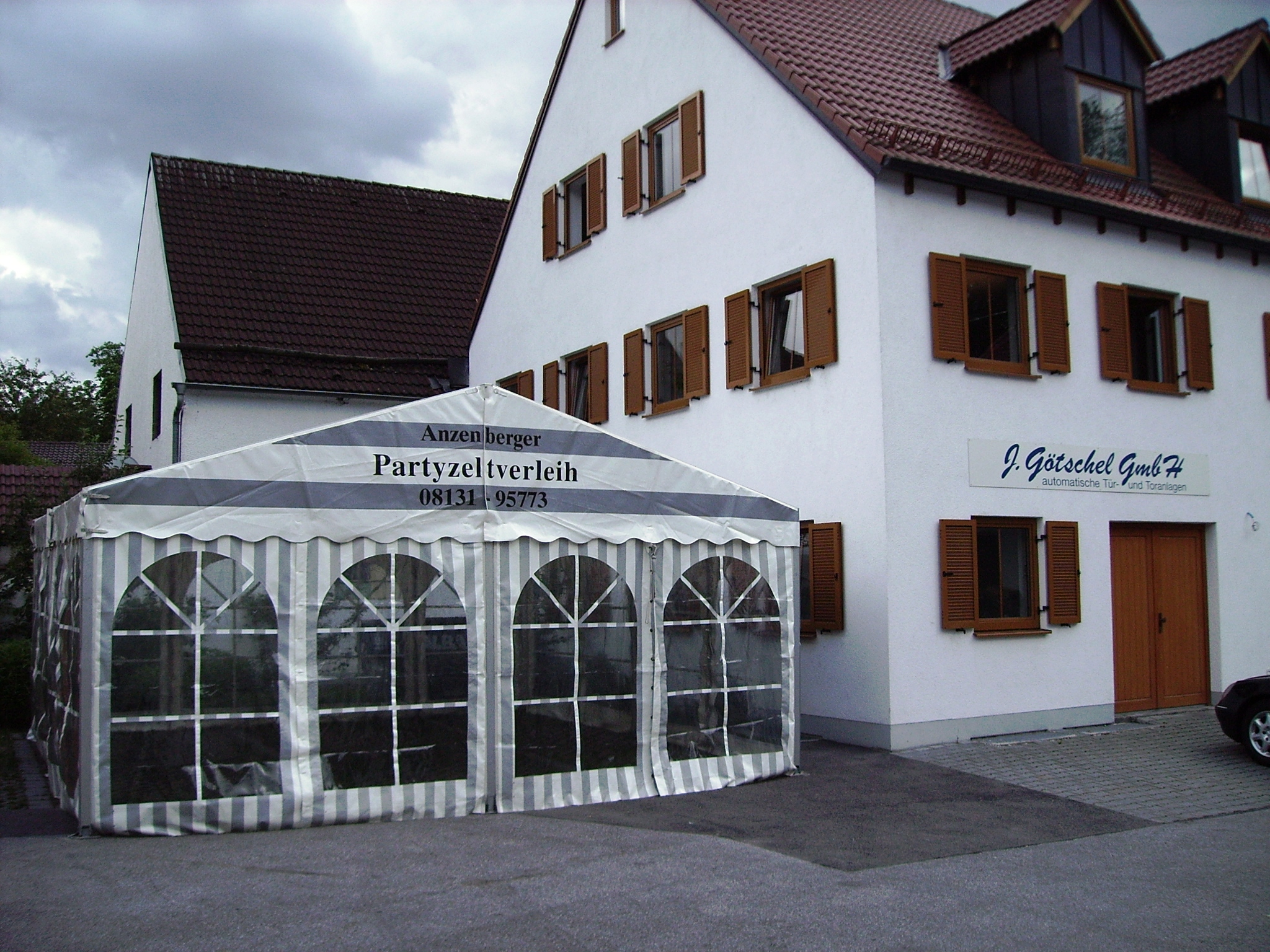 6m Zelt mit Fenstern